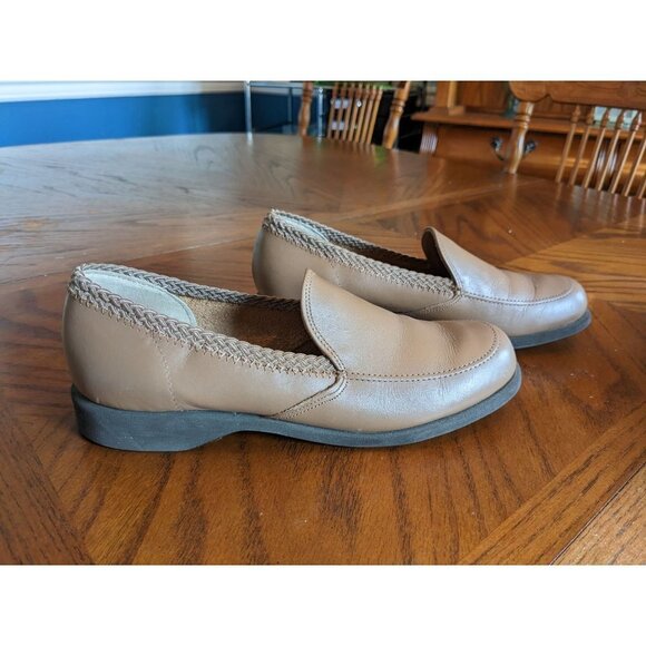 Hush Puppies Women's Loafers - Size 7.5 - Picture 1 of 8